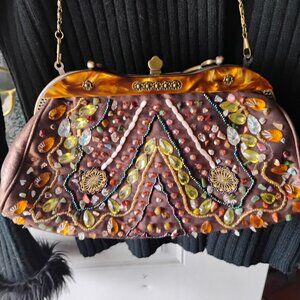 Vintage Jeweled Handbag with Clasp Closure and Shoulder Chain